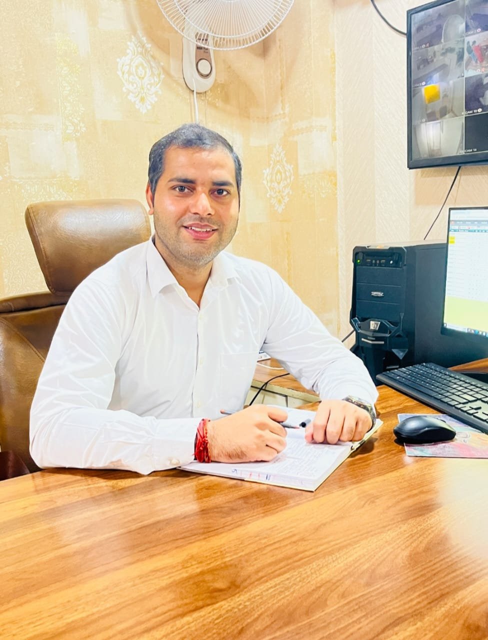 Mr. Kunal Chauhan