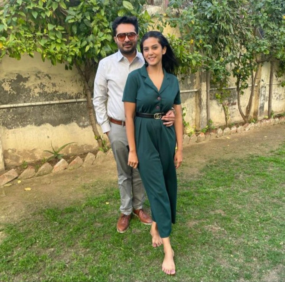 Shreya Shivhare & Mannu Chug
