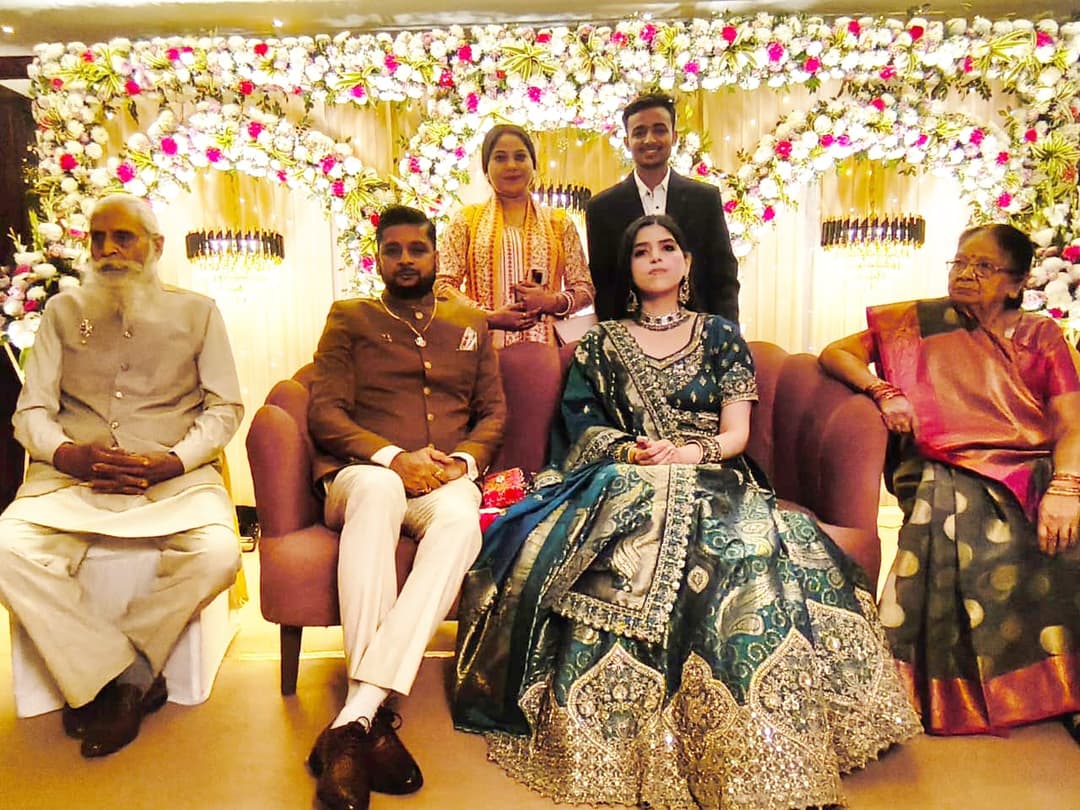 Neha Bakshi & Prashant Shukla
