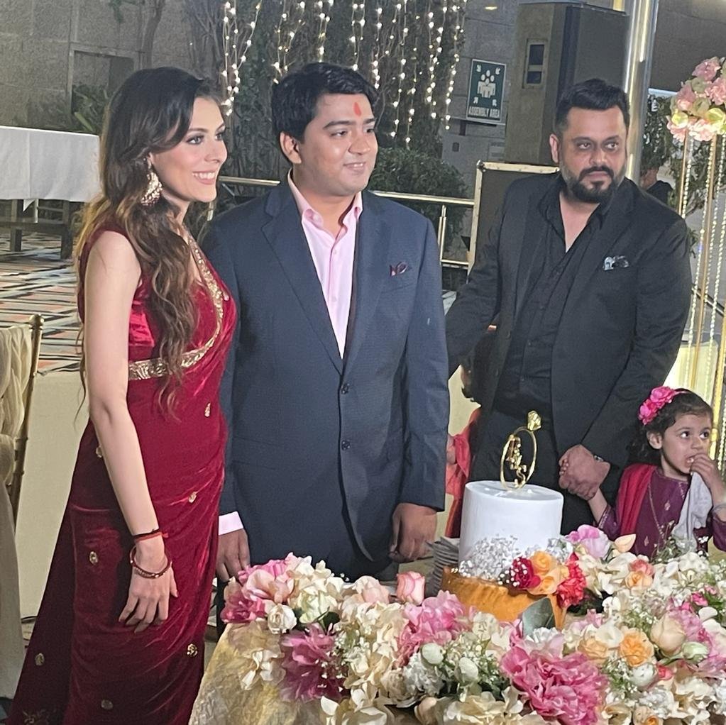 Shagun Sobti & Prateek Kumar